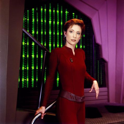 Major Kira (Nana Visitor, 1957), DS9 Kira Nerys, Nana Visitor, Star Trek Crew, Star Trek Uniforms, Star Trek Cast, Star Trek Ds9, Deep Space 9, Deep Space Nine, Star Trek Beyond