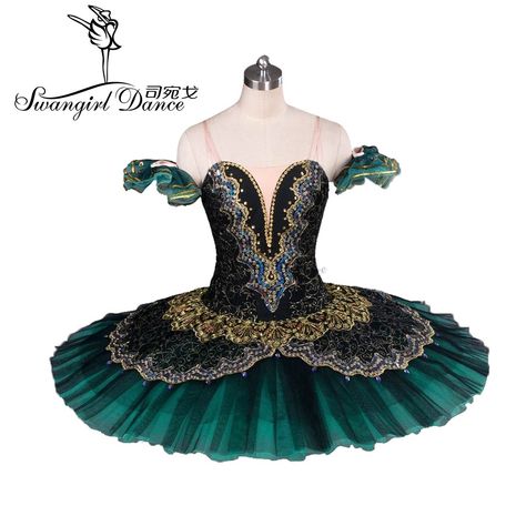 Esmeralda Ballet, Tutu Women, Pancake Tutu, Classical Ballet Tutu, Ballet Tutus, Green Tutu, Dance Tutus, Professional Ballet, Black Ballet