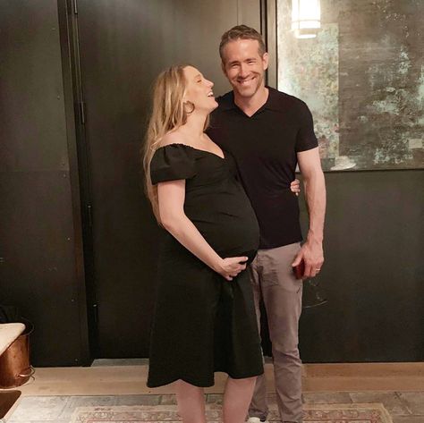 Ryan Reynolds Jokes About Telling Third Baby on the Way to 'Stay in' Wife Blake Lively's Belly Blake Lively Pregnant, Blake Lively Family, Blake Lively Ryan Reynolds, Blake And Ryan, Baking Skills, Bad Photos, Bad Picture, Pregnant Wife, Third Baby