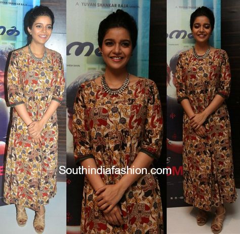 Swathi Reddy in a kalamkari maxi dress Kalamkari Chunni Dresses, Kalamkari Chunni, Kalamkari Tops, Swathi Reddy, Kalamkari Dress, Kalamkari Dresses, Saree Tassels Designs, Indian Outfits Lehenga, Cotton Saree Designs