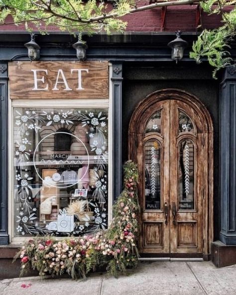 Maman Nyc, Bar In Casa, Cozy Cafe, Shop Fronts, Cafe Interior Design, Shop Front, Cafe Shop, Store Front, Cafe Interior