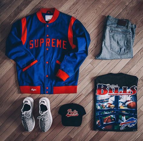 Blue and red supreme outfit + yeezys Red Outfits Men, Red Outfit Men, Supreme Outfit, Stylish Sneakers Outfit, Hype Fashion, Red Outfits, Hype Clothing, Swag Outfits Men, Dope Outfits For Guys