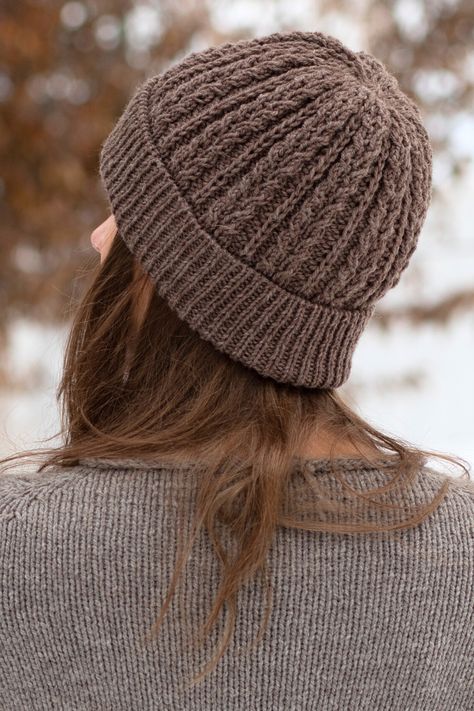 Say hello to your next hat, completely loaded with texture. Cable Knit Hat Pattern, Beanie Knitting Patterns Free, Hat Patterns Free, Knitting Patterns Free Hats, Cable Knit Hat, Cable Needle, Baby Hats Knitting, Dk Weight Yarn, Blanket Knitting Patterns