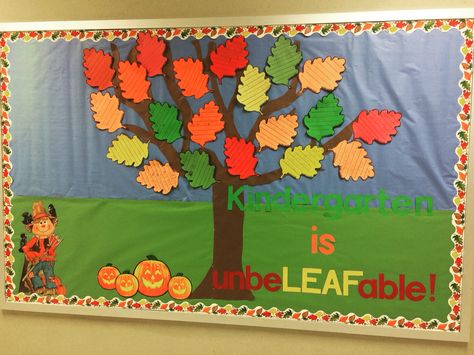 Fall Bulletin board with a leaf shape writing sample about why we love fall! Leaf Bulletin Board For Preschool, Bulletin Board Fall Ideas, Infant Bulletin Board, Writing Bulletin Boards, Fall Bulletin Board, Fall Writing, Fall Classroom, Fall Bulletin Boards, Preschool Bulletin