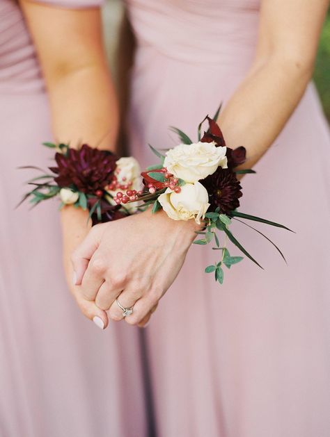 Burgundy Corsage Wedding, Winter Wrist Corsage, Modern Wrist Corsage, Burgundy Wrist Corsage, Unique Corsage, Flower Bracelet Wedding, Corsages Wedding, Wearable Flowers, Wedding Wrist Corsage