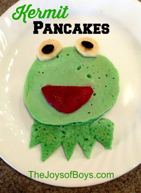 Kermit Pancakes - Muppets Breakfast Fun Pancakes, Muppets Most Wanted, Pancake Art, Pancake Day, Pancakes Easy, Fun Kids Food, Pancakes And Waffles, Inspired Recipes, Kids Snacks