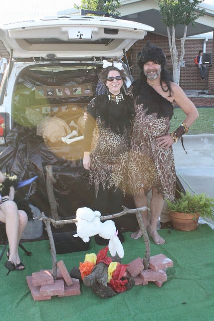 Trunk or Treat, the Cavemen family Creative Trunk Or Treat, Caveman Party, The Great Pumpkin Patch, Caveman Costume, Trunk Or Treat Ideas, Fall Fest, Halloween 4, Treat Ideas, Trunk Or Treat