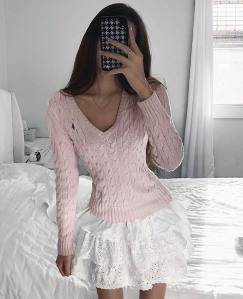 Merve Core, Bella Lombardi, Blogger Girl, Feminine Outfit, Pink Outfits, 가을 패션, Girly Fashion, 2000s Fashion, About Fashion