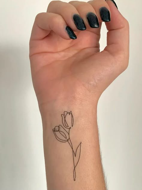 Simplistic Tulip Tattoo, 2 Tulip Tattoo, Tulip Aesthetic Tattoo, Tulip One Line Tattoo, Tulip Tattoo On Ribs, Parkinson’s Tattoo, Two Tulips Tattoo, Tulip Line Tattoo, Dainty Tulip Tattoo