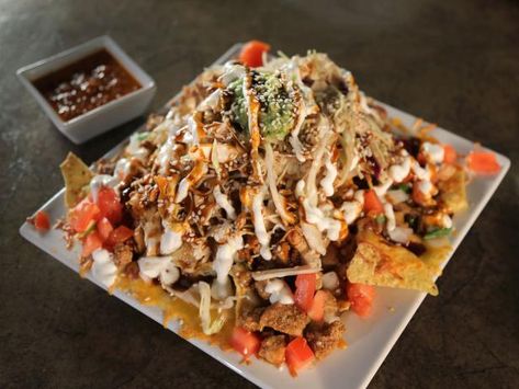 Chinese Mexican Fusion Food, Soul Food Asian Fusion, Korean Nachos Recipe, Mexican Asian Fusion Food, Korean Mexican Fusion Recipes, Korean Nachos, Korean Chicken Marinade, Pininyahang Manok, Korean Chicken Recipe