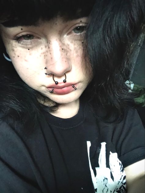 Black Snake Bites Piercing, Nose Pierced Both Sides, Aesthetic Essen, Black Nose Ring, Dream Piercings, Non Binary Haircuts, Alt Boys, Septum Nostril, Pretty Piercings