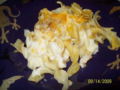 Addictive Pierogi Casserole from Food.com:   								I adore pierogis and this is a delicious and fast way to serve up the flavor without the fuss!! Pierogi Casserole With Egg Noodles, Pierogi Lasagna, Pierogi Recipes, Pierogi Casserole, Polish Recipe, Polish Foods, Pierogi Recipe, Vidalia Onion, Polish Heritage