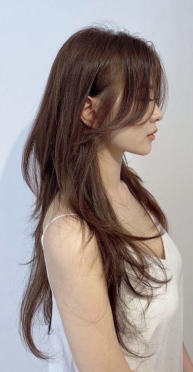 Corte de pelo Korean Long Hair, Hair Inspiration Long, Haircut Style, Fabulous Hair, Hairstyles For Layered Hair, Trendy Hairstyle, Wolf Cut, Shot Hair Styles, Hair Stylies