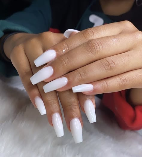 Off White Acrylic Nails Coffin, White Acrylic Nails Coffin Glossy, Medium Coffin White Nails, White Acrylic Nails Ballerina Medium, Tan Acrylics, White Simple Acrylic Nails, Coffin White Acrylic Nails, Ballerina White Nails, Full White Nails