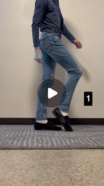 SLYTRIPPER on Instagram: "Moonwalk tutorial 🚶#fyp #explore #dancetutorial #michaeljackson #foryou #dance #viral" Cool Dance Moves, Cool Dance, King Of Pops, Dance Moves, Michael Jackson, On Instagram, Instagram