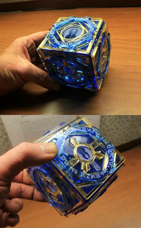 Concept Art Star Wars, Jedi Holocron, Prop Replicas, Star Wars Light, Star Wars Concept Art, Fantasy Props, Magical Jewelry, Replica Prop, Puzzle Box