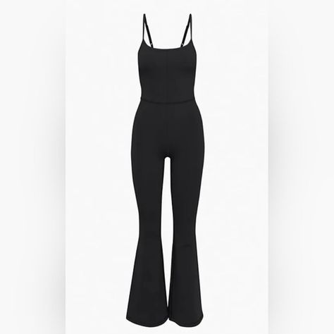 Wilfred Cleo Jumpsuit In Black Size 2xs New W Tags Questions? Leave A Comment Below! Aritzia Tna Jumpsuit, Aritzia Jumpsuit, Comfy Romper, Jumpsuit Navy Blue, Polka Dot Jumpsuit, Aritzia Tna, Flare Jumpsuit, Aritzia Pants, Grey Tie