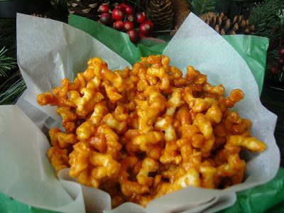 Work Potluck, Mennonite Girls Can Cook, Popcorn Recipe, Twisted Recipes, Popcorn Recipes, Caramel Popcorn, Cake Balls, Baking Sweets, Yummy Sweets