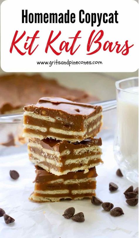 Homemade Kitkat, Kit Kat Recipes, Kitkat Bars, Kit Kat Candy, Kitkat Chocolate, Candy Homemade, Candy Bar Recipe, Club Crackers, Kit Kat Bars