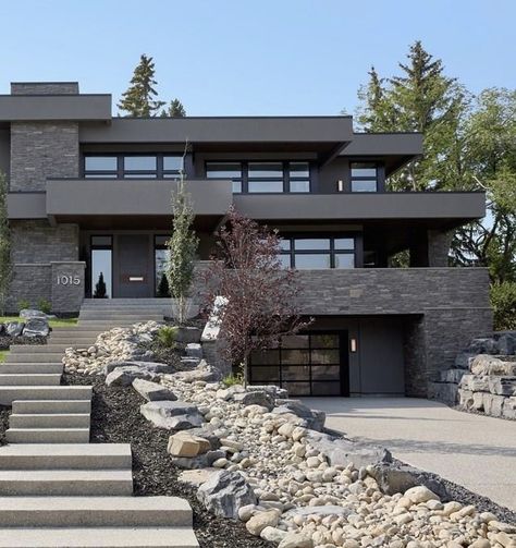 Nature Home Exterior, Big House Exterior Modern, Modern House On Hill, House Athestic, Concrete Mansion, Modern Front Porches, Mansion Exterior, Dream Life House, Architect Design House