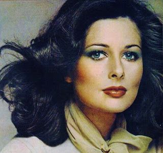 Cristina Ferrare | one of the most glamorous beauty models of the seventies. 1960s Italian Makeup, Christina Ferrare, 1980's Makeup, Cristina Ferrare, 1970s Models, Claudia Cardinale 1960s, 1960s Italian Actress Eyeliner, Retro Makeup Looks, Francesco Scavullo