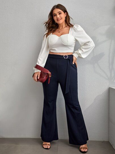 Plus Size Flare Pants Outfits, Boot Cut Pants Outfit, Flare Pants Outfits, Plus Size Boots, Black Flare Jeans, True Summer, Dressing Style, Ootd Inspo, Baguio