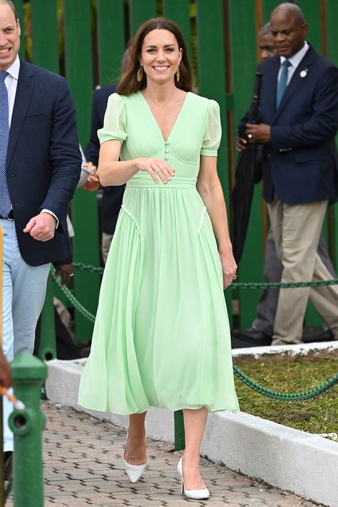 Duchess Outfits, Vestidos Kate Middleton, Royals Outfit, Kate Middleton Style Dresses, Mint Green Outfits, Style Kate Middleton, Princess Kate Style, Kate Middleton Style Outfits, Looks Kate Middleton