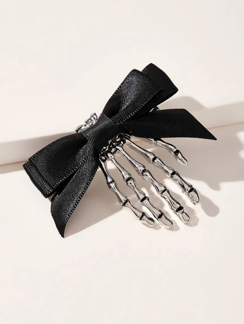 Skeleton Hand & Bow Decor Hair Clip | SHEIN EUR The Skeleton, Bow Decor, Skeleton Hand, Skeleton Hands, Shein Style, Hair Clip, Skeleton, Fashion News, Hair Clips