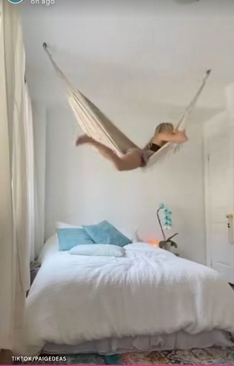 Hammock In Bedroom Over Bed, Hammock Inside Bedrooms, Hammock In Room Bedrooms, Hammock For Bedroom, Hammocks In Bedrooms, Hammock Over Bed, Hammock Above Bed, Unique Bedroom Ideas Creative, Hamicks In Bedrooms