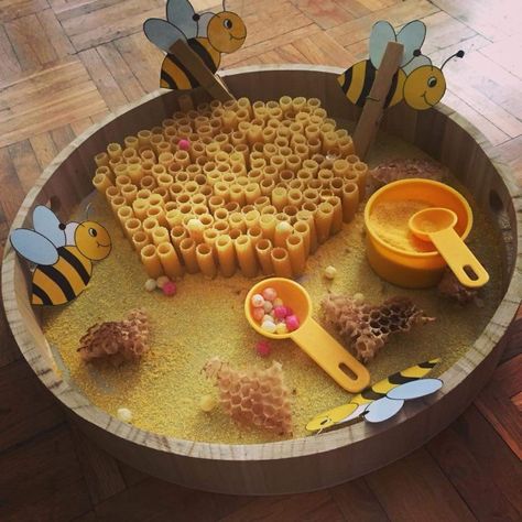 World Bee Day Eyfs, Eyfs Bees Activities, Bee Activity For Toddlers, Bee Activities For Preschoolers, Bee Activities Eyfs, Bee Tuff Tray, Bees Preschool Activities, Bees Eyfs, Bee Activities For Toddlers