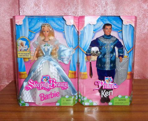 Barbie Sleeping Beauty, Barbie Sleeping, Vintage Winter Fashion, Barbie Pp, Barbie Aesthetics, Steffi Love, Disney Princess Aurora, Nostalgia Core, Ken Dolls