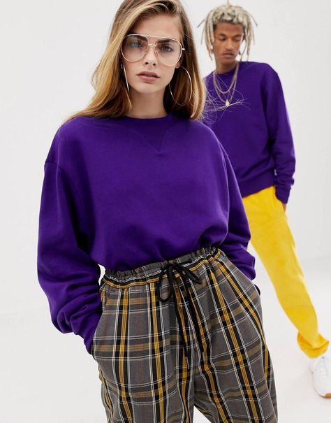 Just when I thought I didn't need something new from ASOS, I kinda do Streetwear Photoshoot, Two Models, Purple Sweatshirt, Street Fashion Photography, Fashion Photography Poses, Fashion Photography Inspiration, Photo Styling, Purple Fashion, Fashion Photoshoot