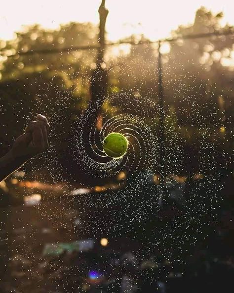 Play ball rolling with water. : PerfectTiming Panning Photography, Depth Of Field Photography, Beginner Photography Camera, Focal Point Photography, Stop Motion Photography, Movement Photography, Shutter Photography, Motion Photography, Natural Photography