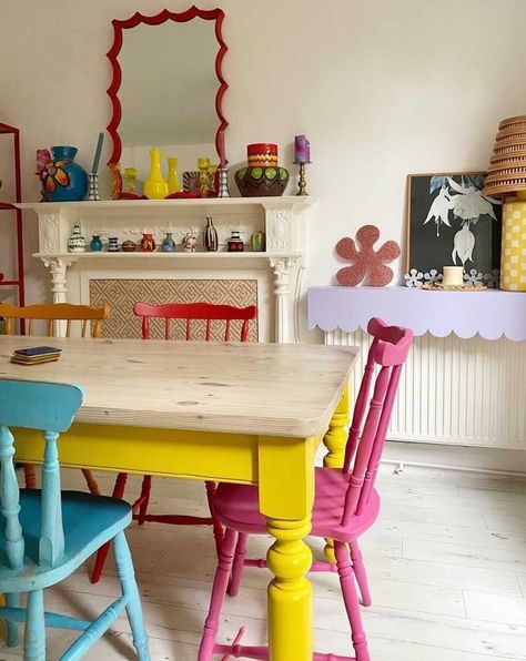 Colorful Kitchen Chairs, Painted Dinner Table Ideas, Funky Painted Furniture Bright Colors Dining Room, Colourful Dining Chairs, Fun Colored Dining Table, Colorful Kitchen Table, Funky Dining Table, Colourful Dining Table, Multi Coloured Dining Room Chairs