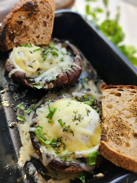 Baked Portobello Mushrooms with Herbs - Women of Today Portabella Mushroom Recipes Baked, Mushroom Recipes Baked, Portabella Mushroom Recipes, Portabella Mushrooms Recipes, Vegetarian Drinks, Portabella Mushroom, Portobello Mushroom Recipes, Slow Cooker Apples, Stuffed Portabella Mushrooms