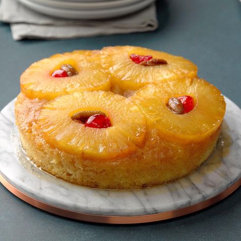 Cake For Two Recipe, Mini Pineapple Upside Down Cakes, Recipe For 1, Small Batch Baking, Single Serve Desserts, Single Serving Recipes, Dessert For Two, Pineapple Upside, Pineapple Upside Down Cake