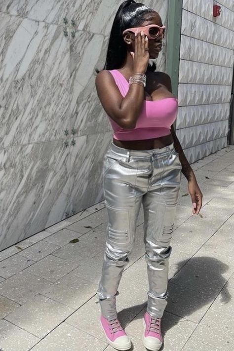 Silver Pants Outfit, Metallic Pants Outfit, Silver Outfits, Silver Pants, Summertime Outfits, Trendy Outfits For Teens, Baddie Outfits Casual, Dressy Outfits, Girly Fashion