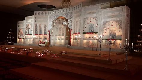 Indian Wedding Theme, Wedding Background Images, Wedding Stage Backdrop, Wedding Stage Decor, Moroccan Theme, Classic Wedding Decorations, Wedding Backdrop Design, Dream Wedding Decorations, Stage Backdrop