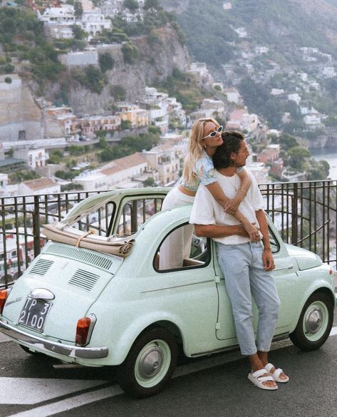 Boat Cruise, Marriage Photos, Magic Moments, Italy Photography, Vintage Italy, Italy Photo, The Best Day, Pregnancy Reveals, Couple Shoot