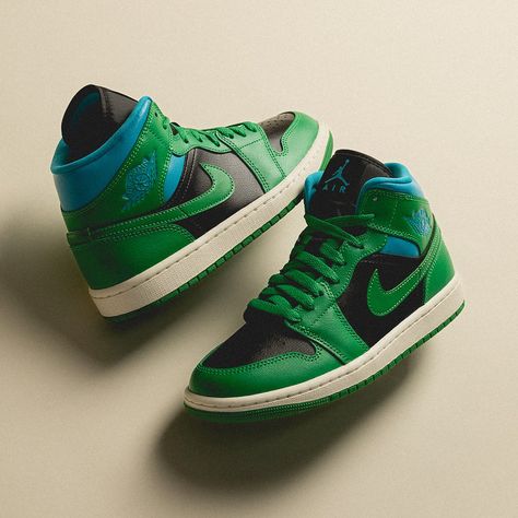 $93.75 + shipping (25% OFF) Jordan Aj 1 Mid, Aqua Outfit, Jordan 1 Mids, Jeffrey Jordan, Jordan Iii, Green Jordans, Wmns Air Jordan 1, Blake Griffin, Blue Jordans