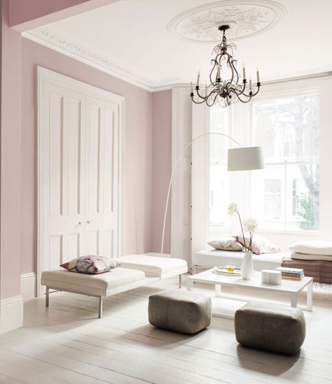 2013 paint colour trends: Discreet Brown and Rich Flour by Sico Paints Dulux Heart Wood, Chic Living Room Design, Murs Roses, Scandinavian Design Living Room, Trending Paint Colors, Modern Minimalist Living Room, Deco Rose, Heart Wood, Living Room Scandinavian