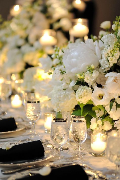 49 Timeless Wedding Decor Ideas That Will Never Go Out of Style Timeless Wedding Decor, Elegant Wedding Ideas, Floral Archway, Twinkle String Lights, Wedding Decor Ideas, Wedding Set Up, White Florals, Banquet Tables, Flickering Candles