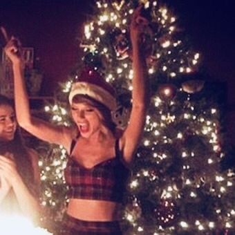 Taylor Swift Christmas, Estilo Taylor Swift, Swift Photo, Red Taylor, Long Live Taylor Swift, Swift 3, Live Taylor, Taylor Swift Pictures, Taylor Alison Swift