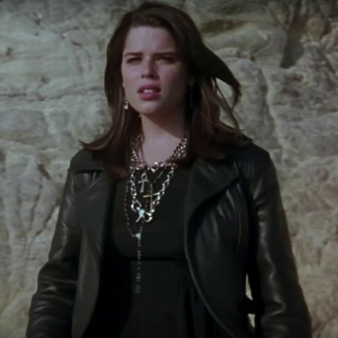 Bonnie Harper The Craft, The Craft Bonnie, Bonnie The Craft, The Craft Pfp, The Craft Outfits, Craft Outfits, Witch Fancy Dress, The Craft 1996, The Craft Movie