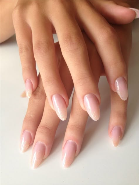 Follow me : |•Buseakan•| Natural Looking Acrylic Nails, Acrylic Nails Natural, Unghie Sfumate, Glitter Nails Acrylic, Her Nails, Super Nails, Ideas Nails, Trendy Nail Design, Ombre Hair Color