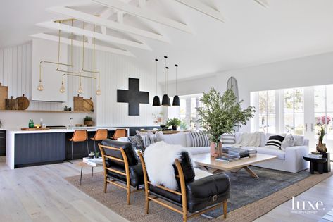 A Newport Beach Farmhouse Exudes California Cool | Luxe Interiors + Design Painted Tile, Kitchen Floor Plans, Industrial Livingroom, Industrial Living, Cable Box, Luxe Interiors, California Cool, Farmhouse Style House, Modern Farmhouse Style