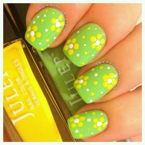 Fingernail Designs, Nagellack Trends, Pedicure Designs, Nails Green, Spring Nail Art, Nail Polish Designs, Cat Kuku, Nail Art Summer, Floral Nails