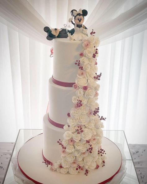 Mickey Wedding Cake, Mickey Wedding, Mickey Mouse Wedding, Roses Wedding Cake, Disneyland Wedding, Disney Wedding Cake, Burgundy Roses, Filler Flowers, Wedding Cake Roses