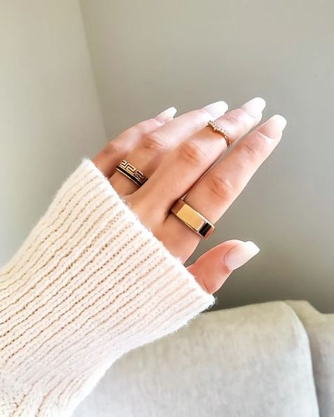 Oura Ring Rose Gold, Oura Ring Aesthetic, Oura Ring Gold, Oura Ring Stack, Oura Ring Women, Oura Ring Styling, Jewelery Stacks, Kate Core, Wellness Girly