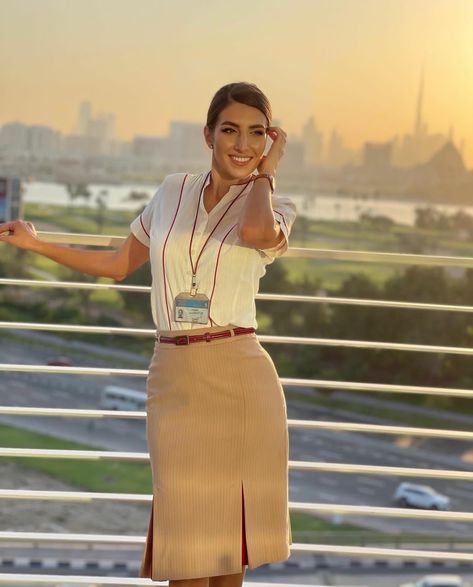 Air Hostess Interview, Emirates Airline Cabin Crew, Emirates Airlines, Flight Girls, Emirates Cabin Crew, Airline Cabin Crew, Bmw Girl, Emirates Airline, Feminine Skirt